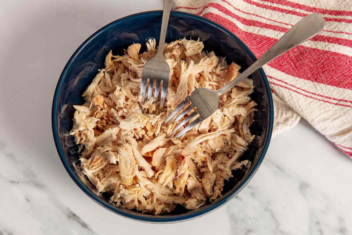 Achieve Perfectly Moist Shredded Chicken: Essential Cooking Secrets
